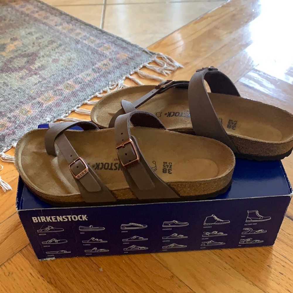 Mayari sandals Brand New